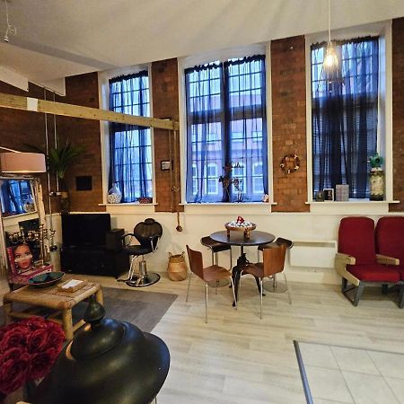 Characteristic Loft Style Apartment 伯明翰 外观 照片