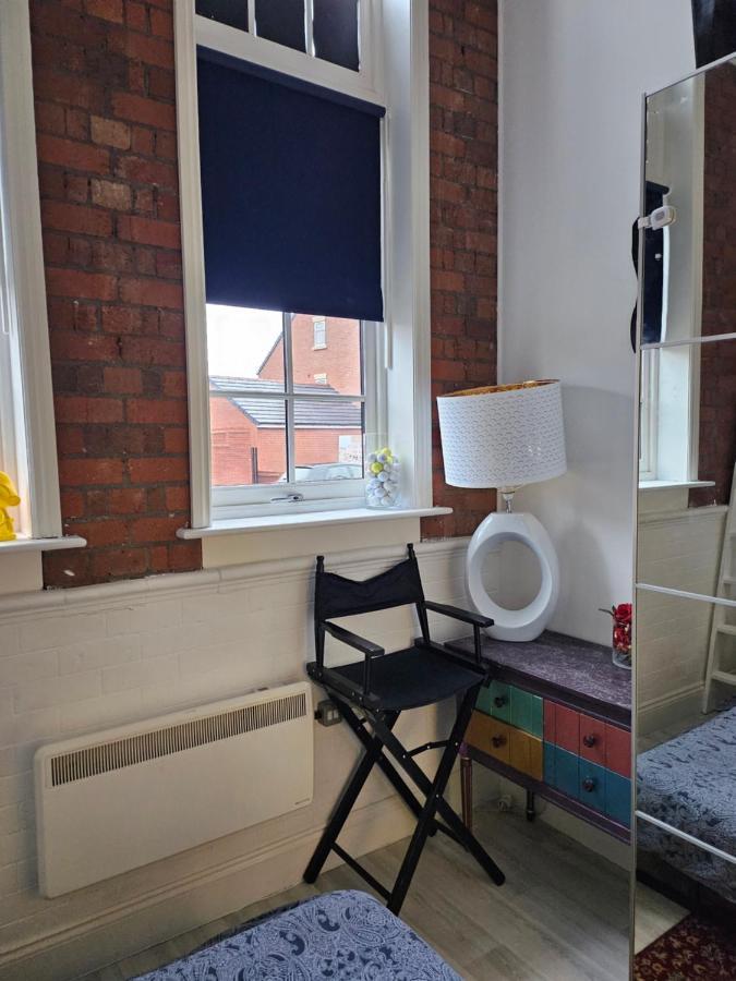 Characteristic Loft Style Apartment 伯明翰 外观 照片